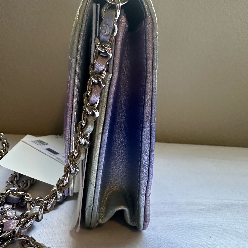 CHANEL
Gradient Metallic Calfskin Quilted Wallet On Chain WOC Silver Blue - Picture 4 of 8